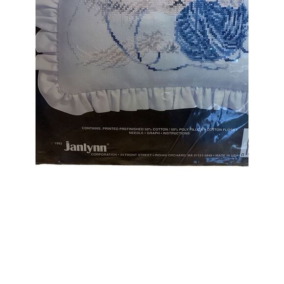 1992 Janlynn Printed Cat Kitten Cross Stitch Pillow New Old Stock - Picture 4 of 8